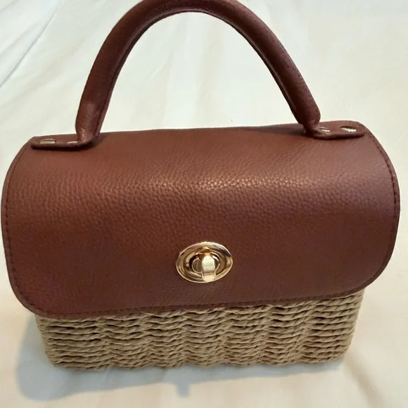 Brown Woven Handbag - Picture 2 of 3